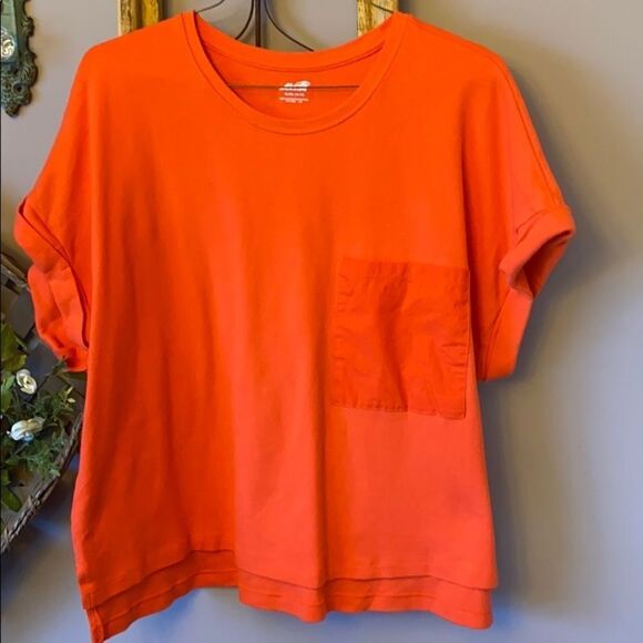 Avia Active Oversized Pocket T-Shirt from Round Neck Size XL EUC - Picture 2 of 8